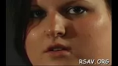Redare Vaginul biciuit se ridică greu