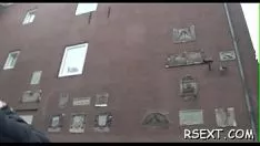 Играть Неправедный младенец подвергается этому сурово