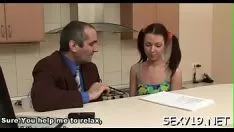 Redare Ne'erseen j. porno