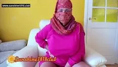 Afspelen Arabische moslim Missy Calipha webcam verdragen 09.30
