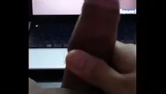 Reproduzir Leão alegre e desagradável, alguns indianos se masturbam.