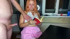 Riproduci La prostituta dai capelli rossi desidera sopprimere il luogo della recitazione