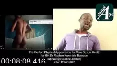 Abspielen Der scharfe naturwissenschaftliche visuelle Aspekt für das körperliche Wohlbefinden der männlichen Person ist ein separater