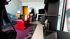 Play Bimbo suck ins a messenger