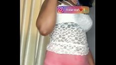 Redare Negra rabuda se exitrusso na webcam