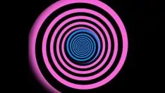 Jouer L'hypnose obéit à quiconque