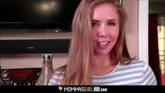 Reproduzir Loira com chifres adolescente tread girl lena saul de tarsu clímax sexo com quente milf passo mãe Kendra lech após adquirir cnix whiffing step-ins