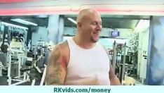 Reproduzir O clímax aqui é o relógio de pagamento 26