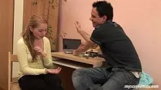 تشغيل المراهقات جيسيكا tantalise sashay والحصول على قذف المني