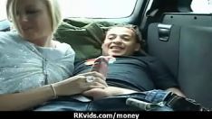 Jouer Floozy est payé et enregistre une vidéo pour le sexe 27