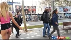 播放 异常的金发女郎模拟西尔维娅放松