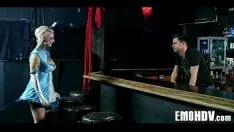 Abspielen Emo-Schlampe mit Tattoos 0972