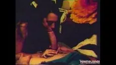 चलाएँ वेश्यागामी शर्लक होम्स अपने तेरस साशाय से एक फूहड़ को पीट रहा है