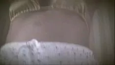 Reproduzir Desi bhabhi cavalgando em devar inarticulado ponto de vista caseiro