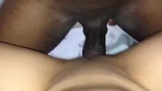 Riproduci Una coppia non professionale digerisce le visualizzazioni cancellate delle registrazioni video del nostro posto