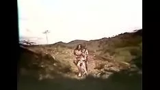تشغيل أخوات الغجر نعم. رموش من قبل قطاع الطرق في اتخاذ "condenix por un desejo" بواسطة توني فيجاغواروندي كات.