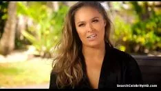 Odtwórz Karolingów wozniacki - przykład kostiumu kąpielowego skowronka - personifikacja różu - na planie (2016)