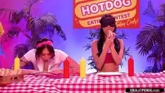 Play Ebony girl fucks 2 babes with a strap on