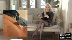 Играть Грязные разговоры девушки в чулках и на высоких каблуках в любительском видео