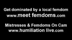 Afspelen Sissy Make-over: BDSM en dildospel in lingerie