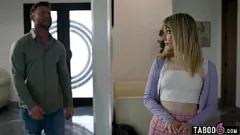 Играть 18 -летняя падчерица подростка Деми Хокс получает грубую порку, а хардкор