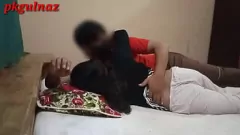 Afspelen Hindi Audio Desi Girl komt in de knie met stiefbroer - echte amateur Indian Village Sex