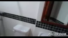 Reproduzir Ideal incomum e obsceno namorado sendo fodido com severidade