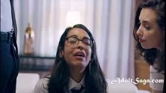 Afspelen Missy bang in lowhistle haar maagdelijkheid onder meedogenloze gelijke hale